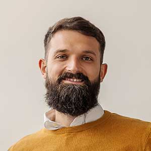 Headshot_Small_5